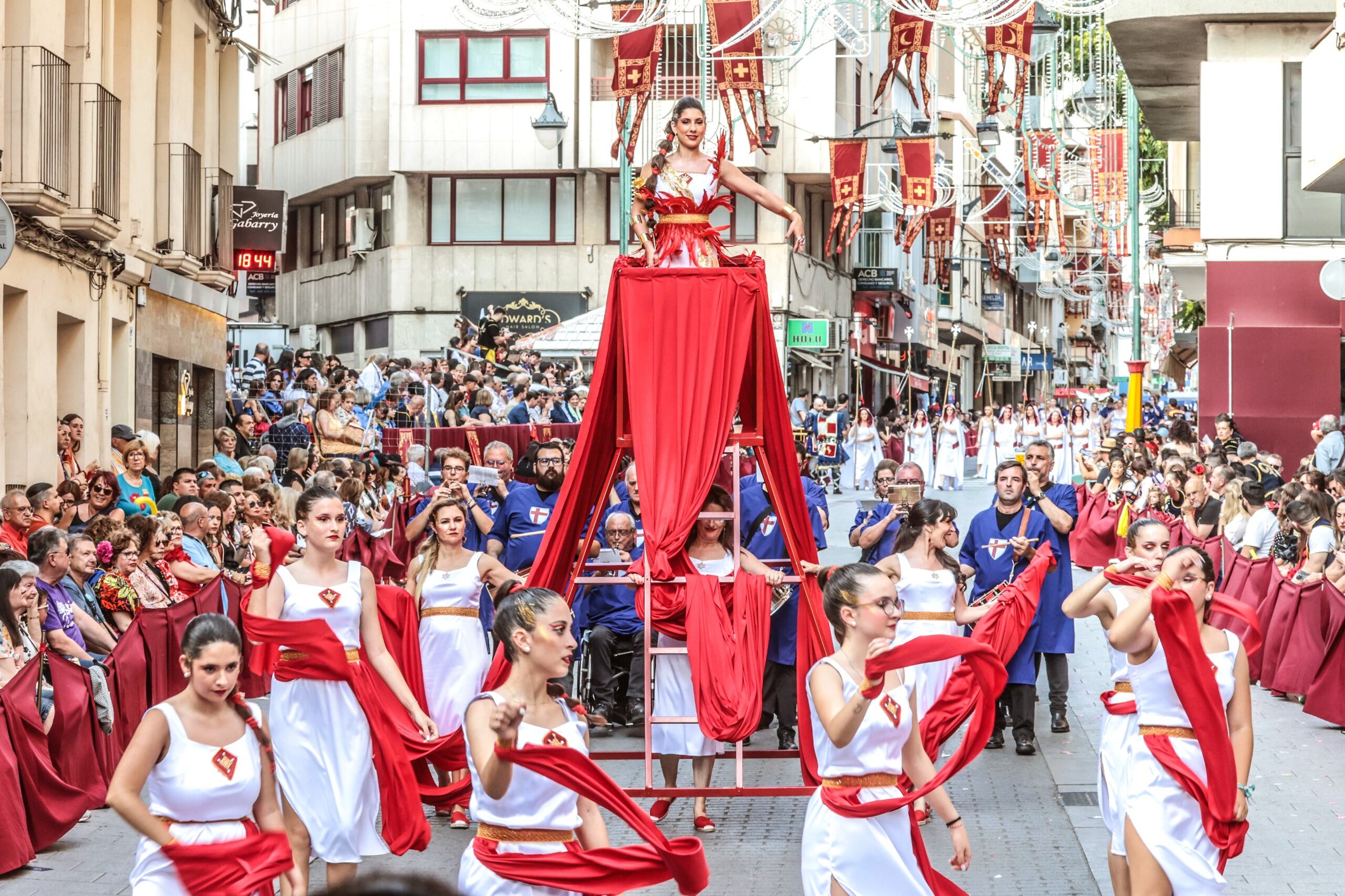 Boato del desfile de la comparsa de los Cristianos