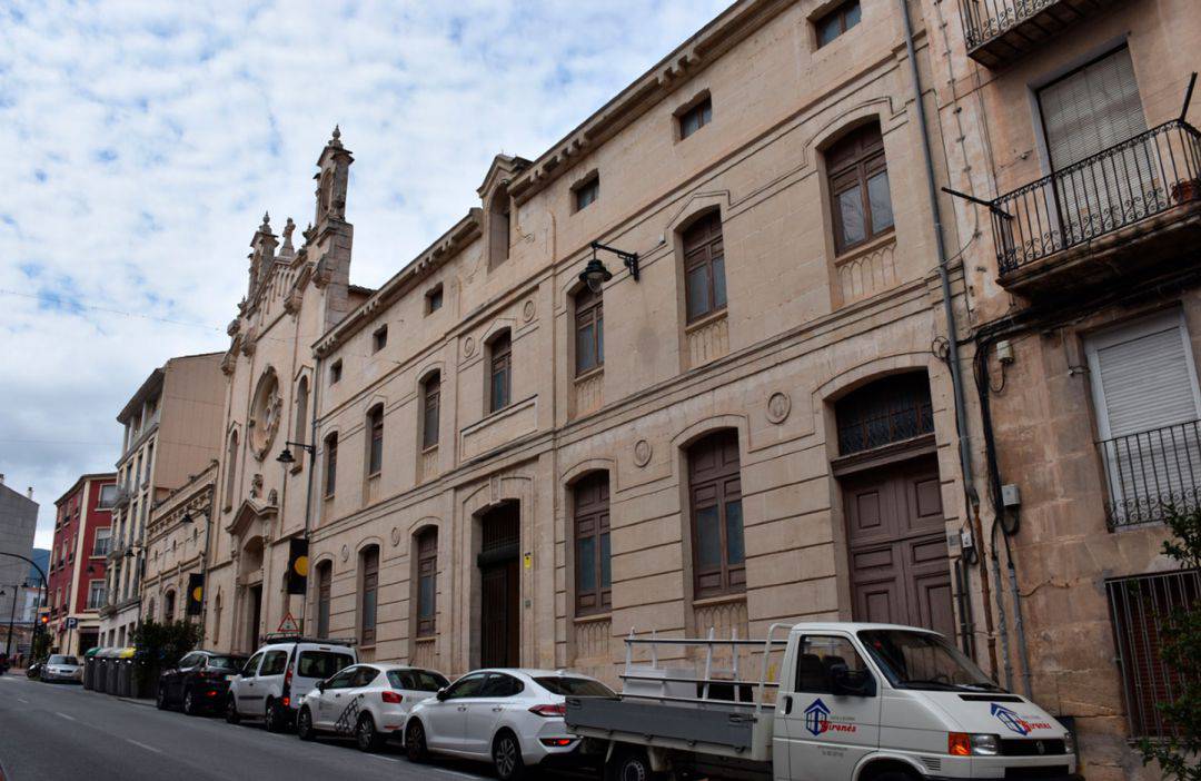 El Ayuntamiento de Alcoy licita la rehabilitación del edificio del Camí para albergar el futuro museo de Bellas Artes.