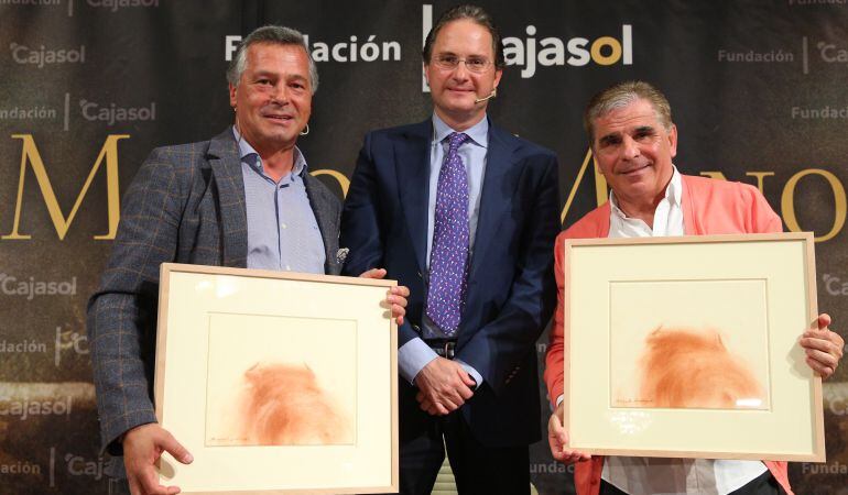 De izquierda a derecha, Víctor Mendes, José Enrique Moreno y Pedro Ruiz