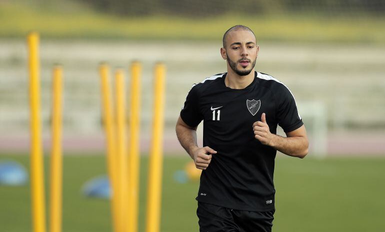 Amrabat realiza carrera continua en el entrenamiento del Málaga