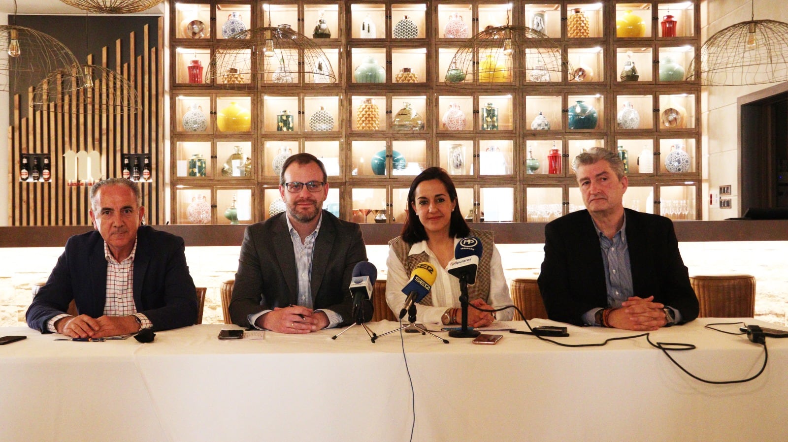 Miguel Angel Igualada, Cayetano Solana, María Roldán y José Manuel Salas