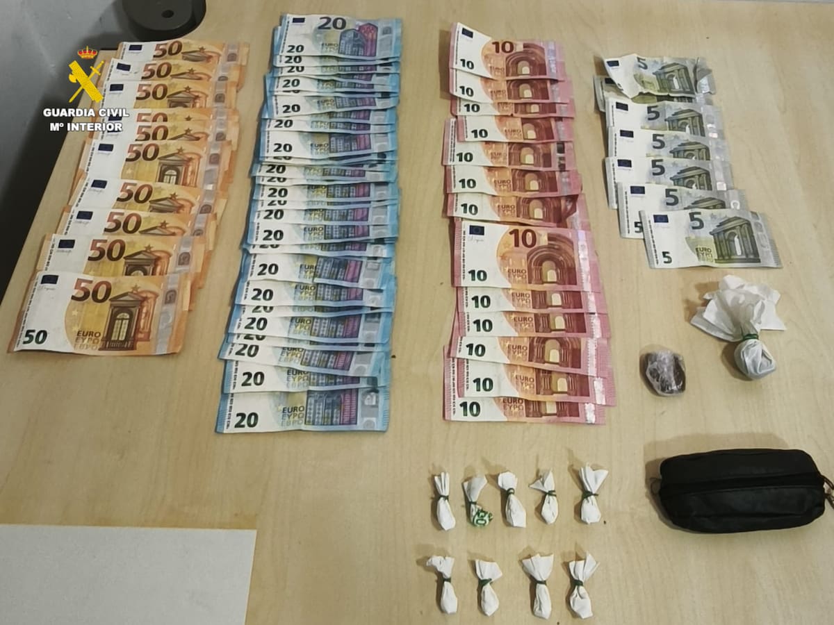 Detenido un hombre por tráfico de drogas en Vinaròs tras ser pillado con cocaína, marihuana, hachís y más de 1.000 euros en efectivo
