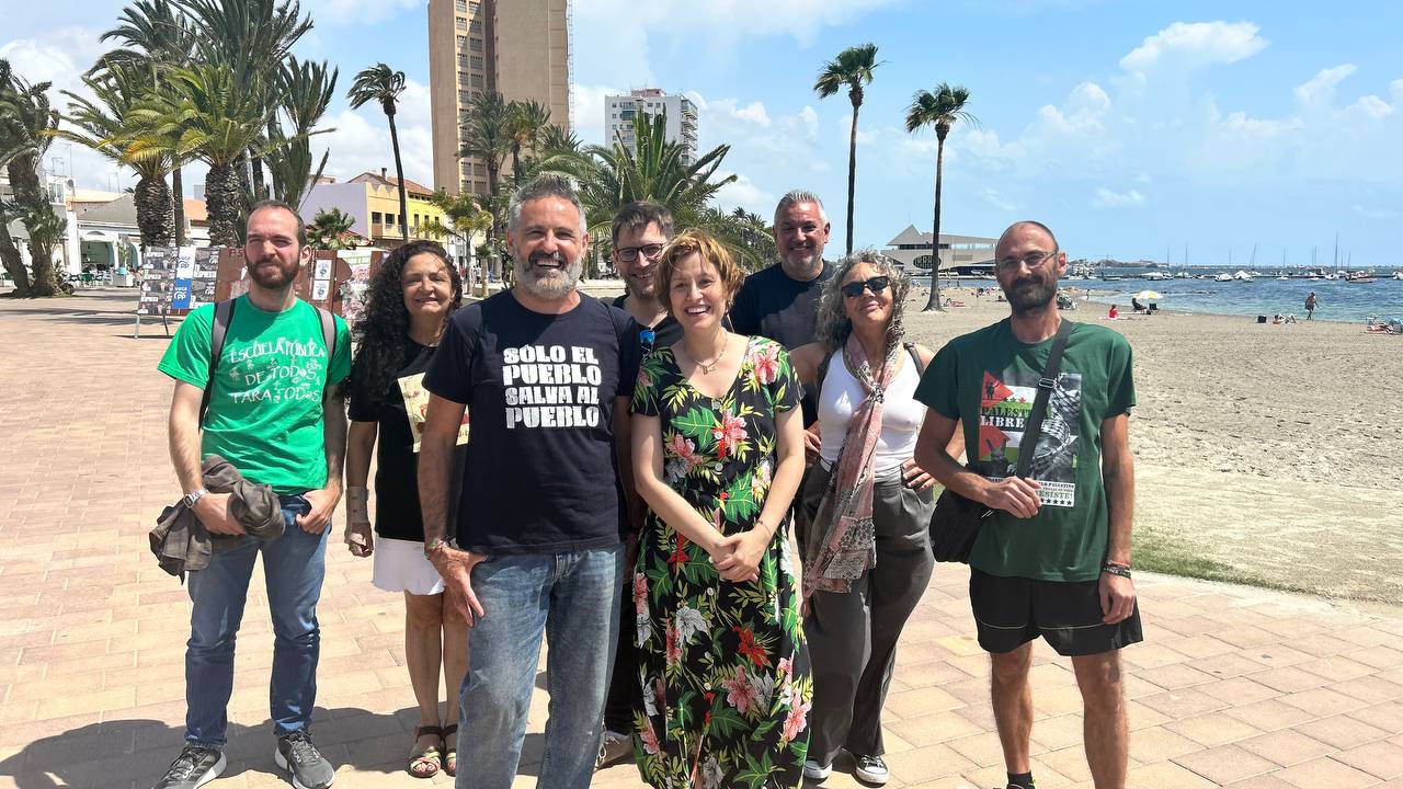 Elvira Medina, candidata de Podemos a las elecciones europeas ha visitado hoy San Javier