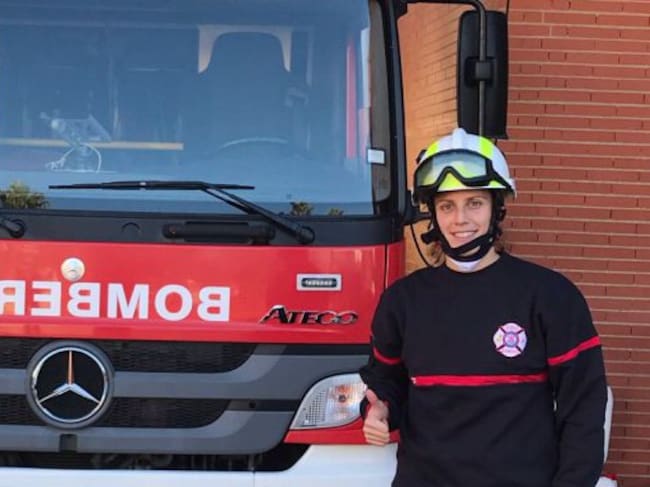 Ángela Montilla, una de las dos mujeres bomberas que se incorporan al Servicio de Extinción de Incendios y Salvamento de los Bomberos de Córdoba