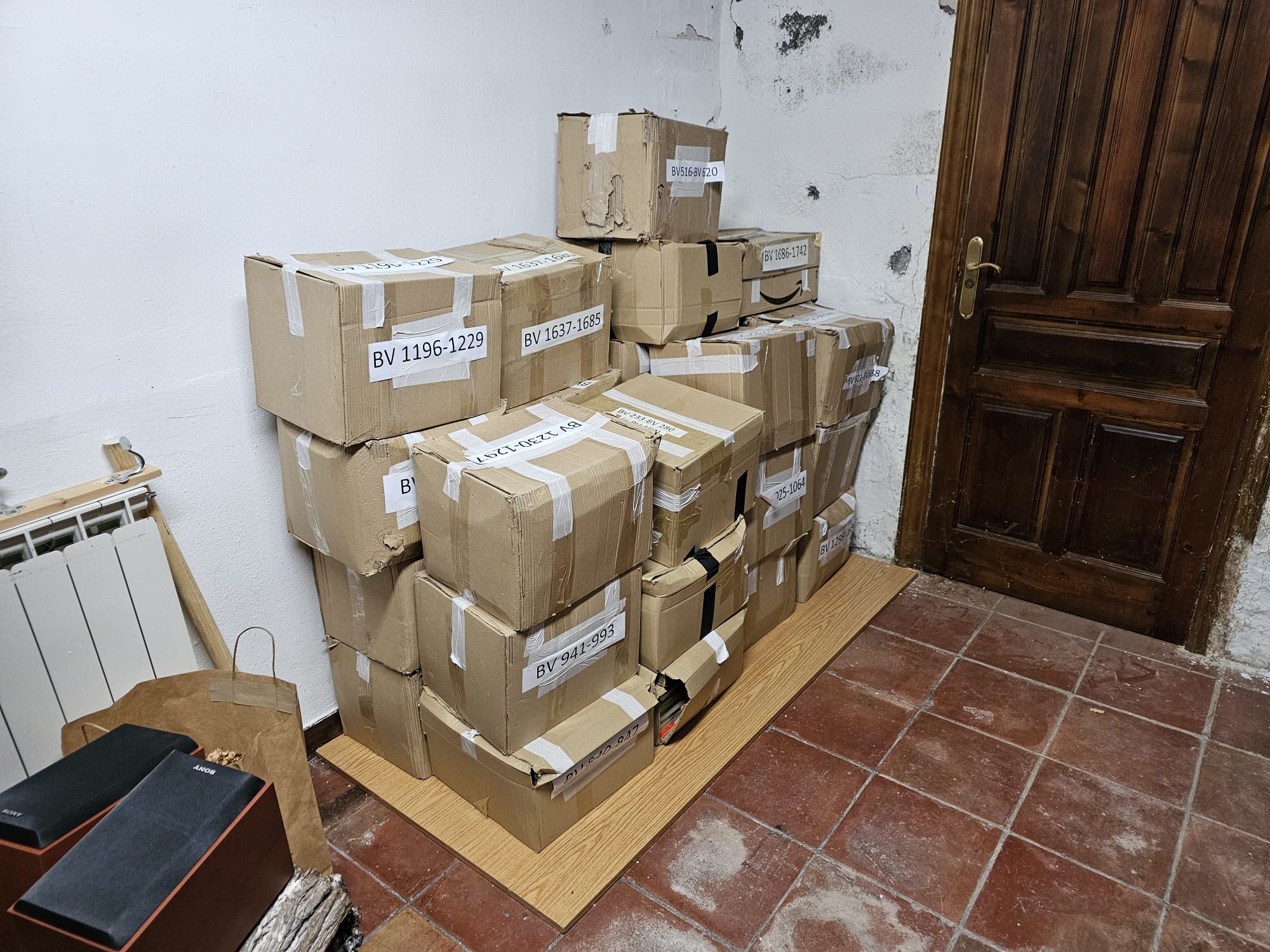 Cajas con los documentos de Buero Vallejo