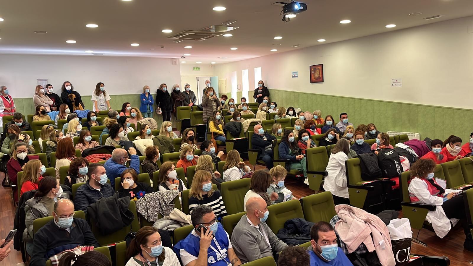 Encierro de TCAEs en el Complejo Hospitalario de Jaén.