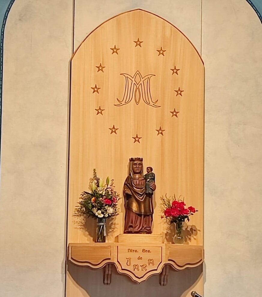 Virgen de Jara dentro de la ermita