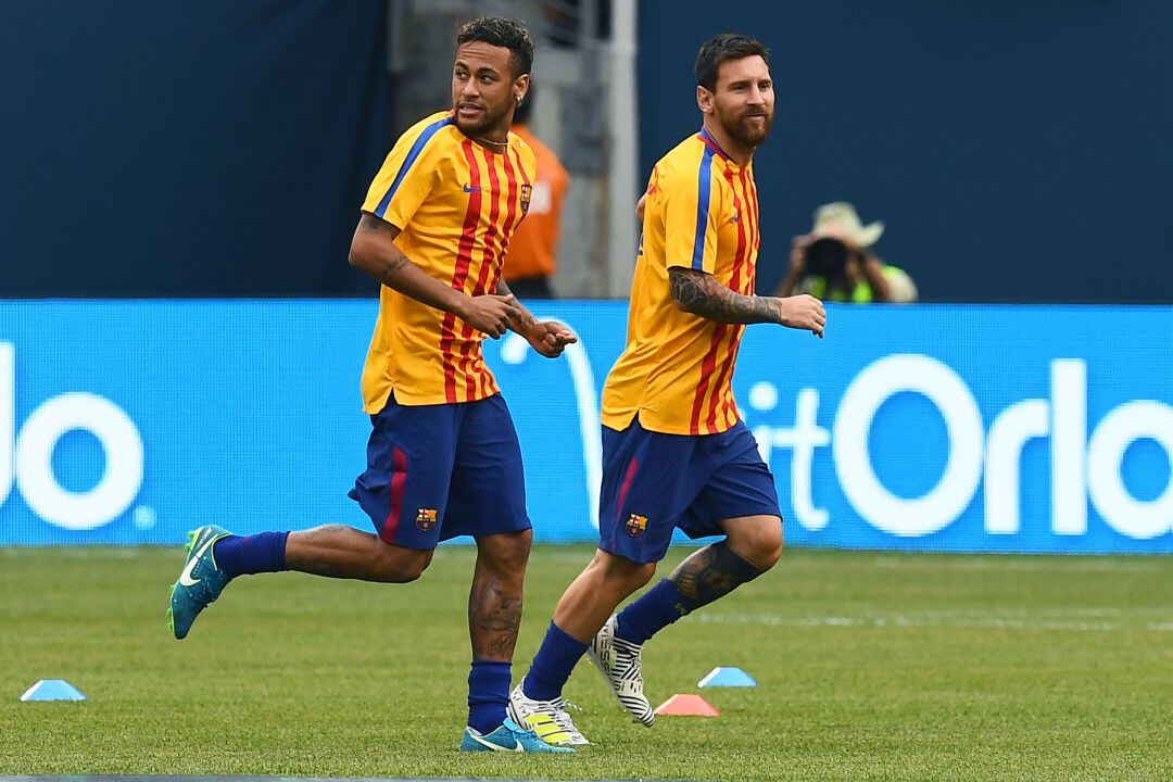 Neymar y Messi, durante una sesión de entrenamientos antes de un partido. 