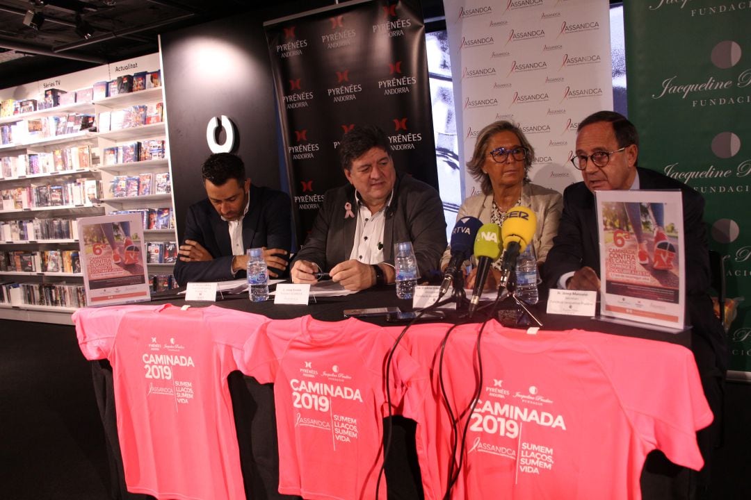 Presentació de la 6a Caminada contra el càncer.