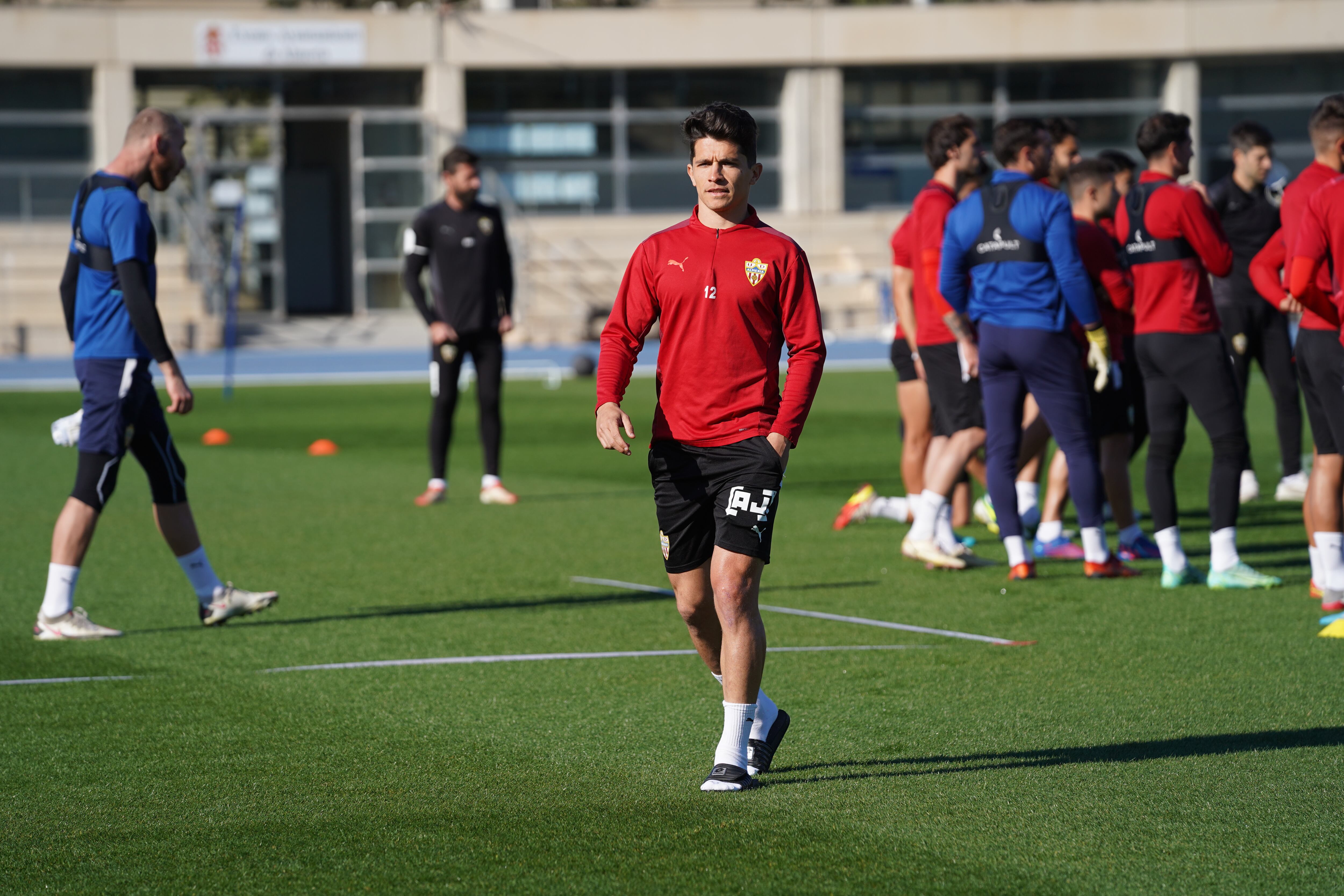 Juanjo Nieto tendrá que pasar por quirófano.