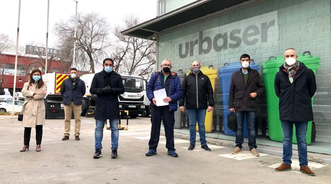 Ayuntamiento, empresa y trabajadores alcanzan un acuerdo para evitar la huelga de basuras en Sanse  