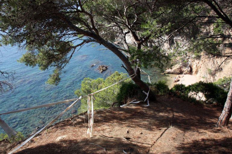 Un tram de camí de ronda malmès.