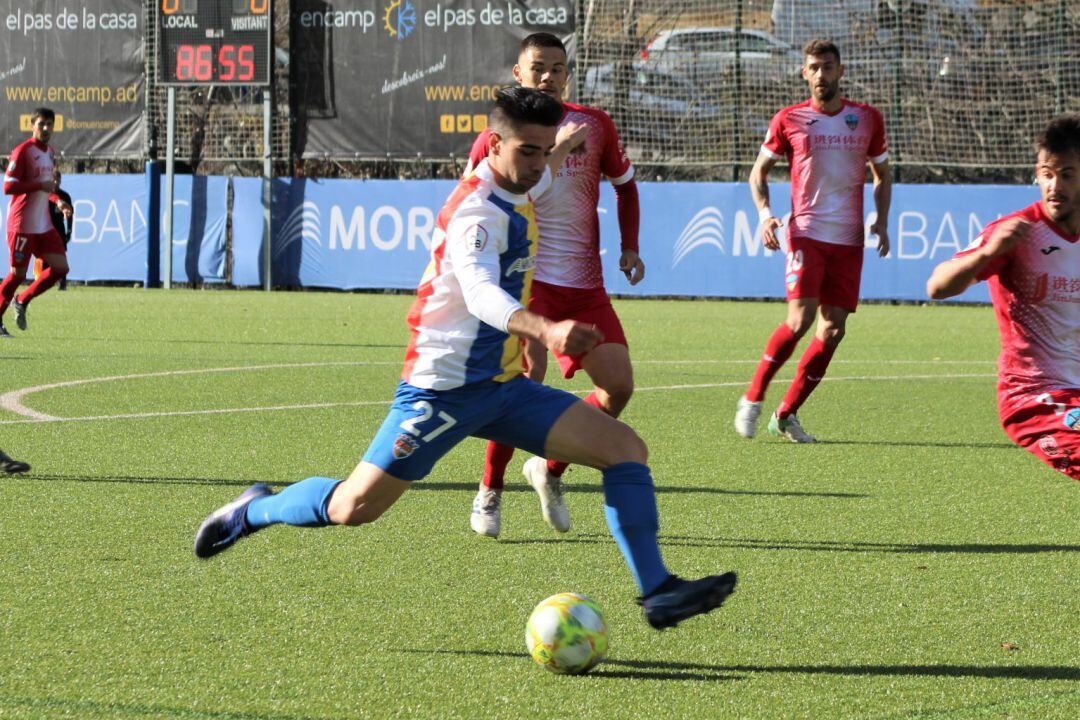 El jugador de l'FC Andorra cedit a l'Igualada Ricard Fernández "Cucu". Va sortir del confinament de la ciutat catalana abans de decretar-se.