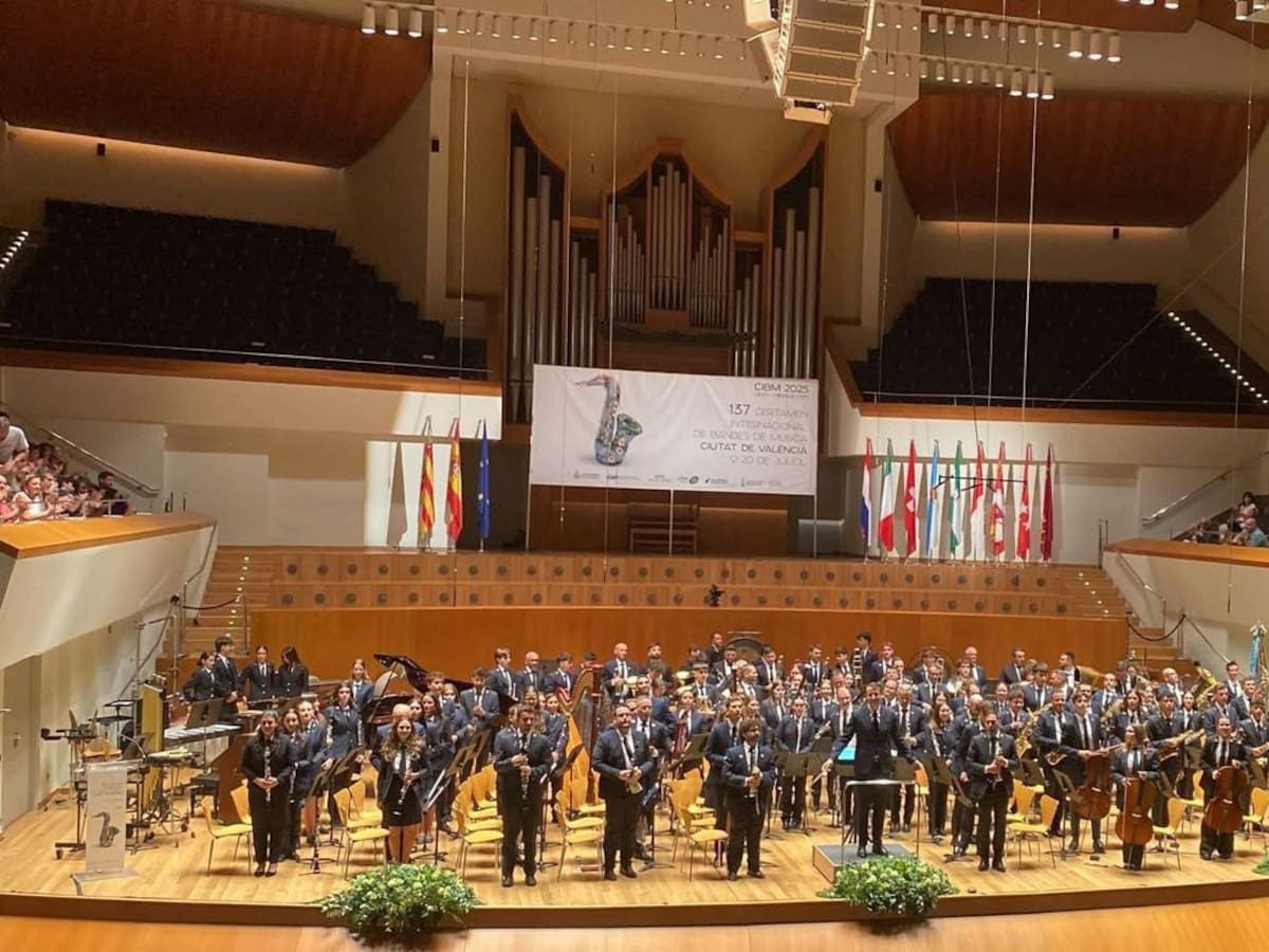 José Luis Moreno (presidente del Palau de la Música): "Una empresa especializada va a hacer en septiembre una revisión de todo el techado de madera".