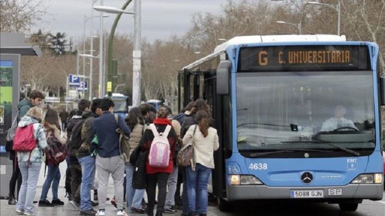 Transporte universitario