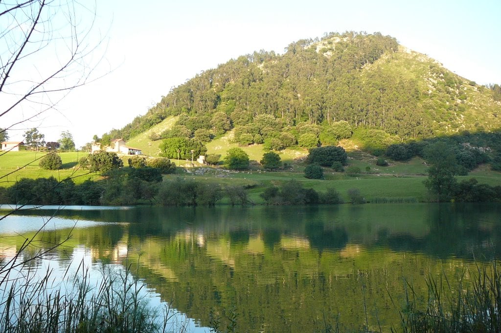 Pantano de Heras en Medio Cudeyo.