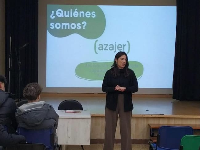 Itxaso Cabrera en el IES Cinco Villas