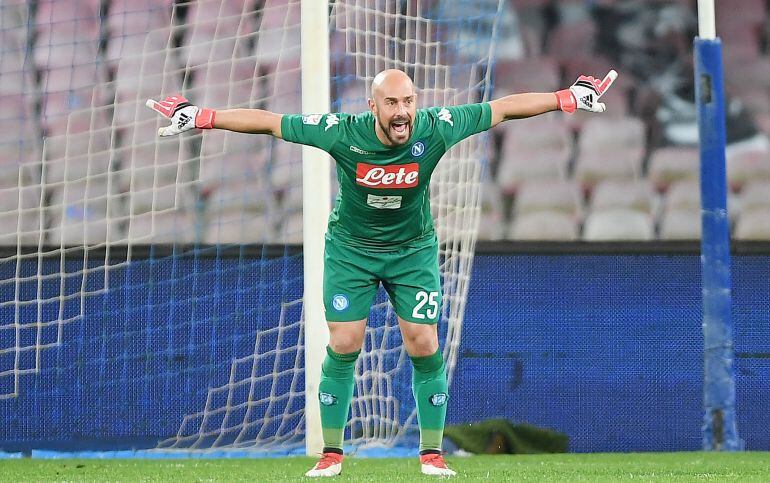 Pepe Reina con el Napolés