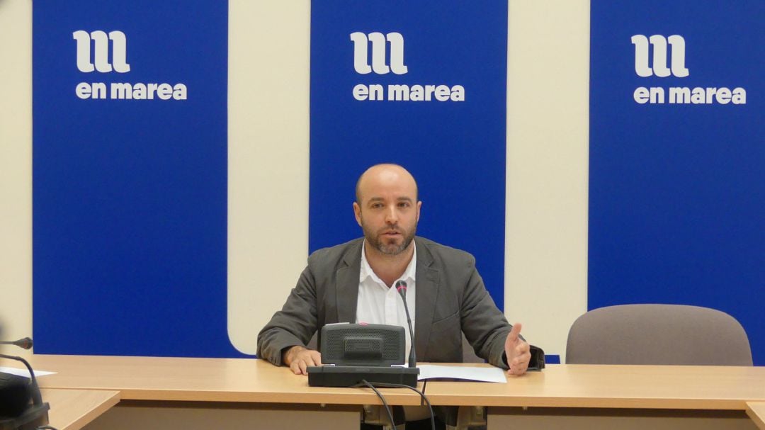 Luís Villares durante una comparecencia  
 