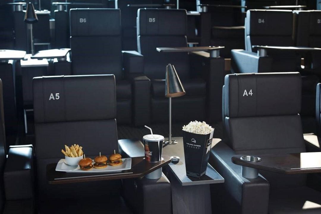 Nueva vida para el Cine Palafox: reabre tras una reforma integral