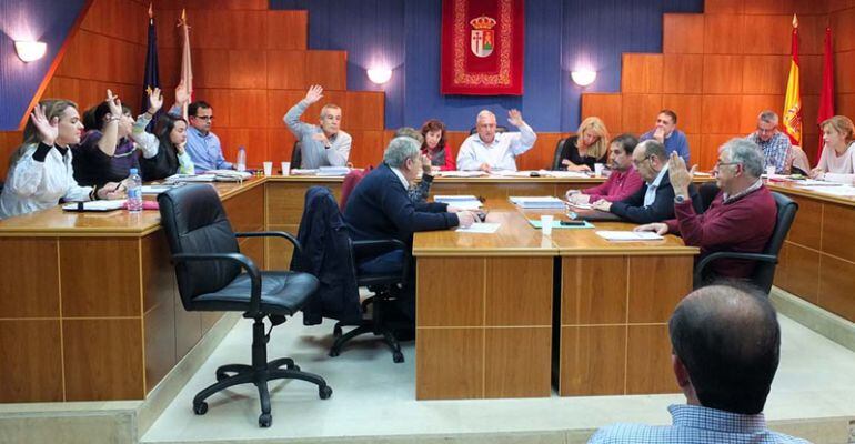 Pleno de prespuestos en Paracuellos