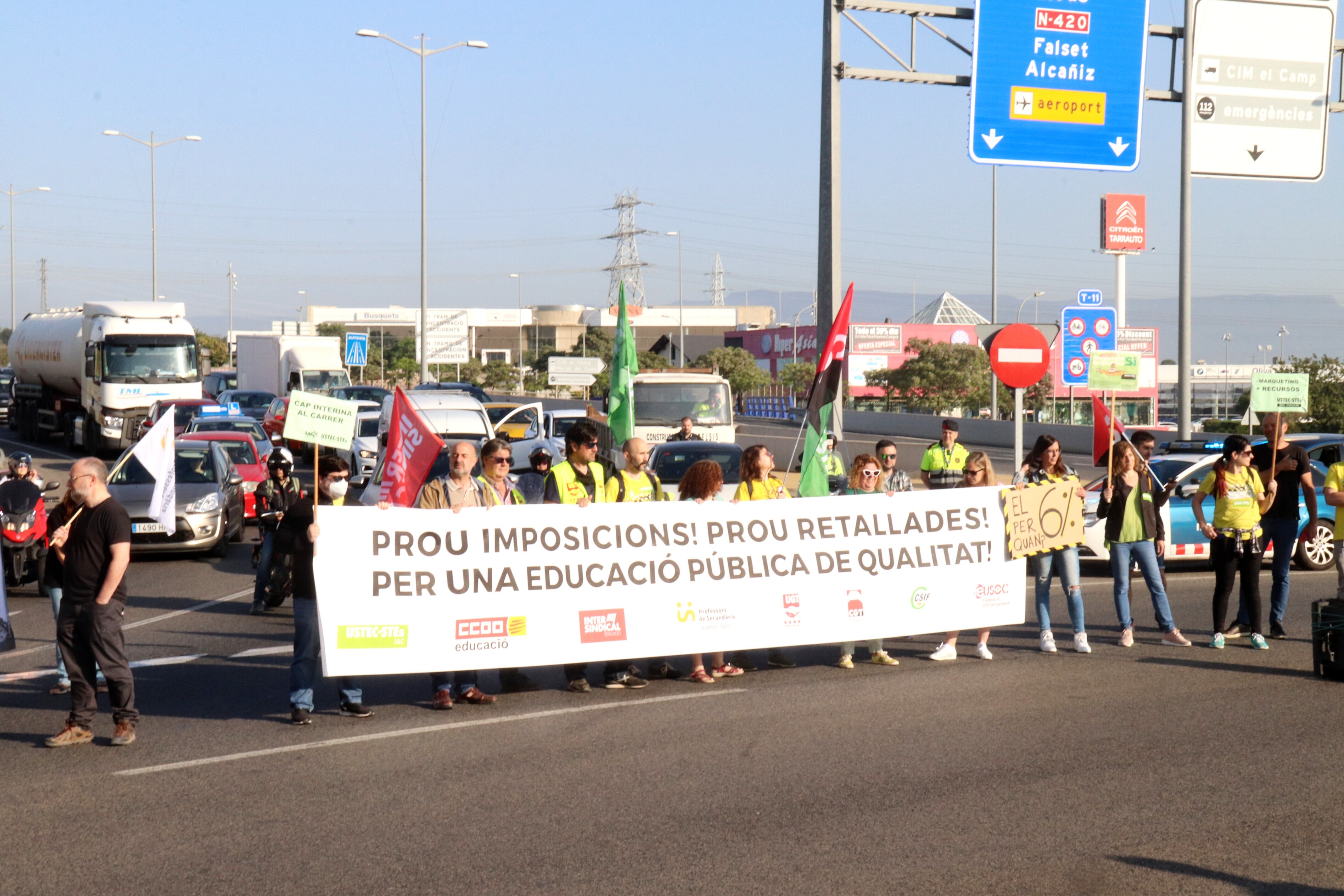 Manifestació a la T-11.