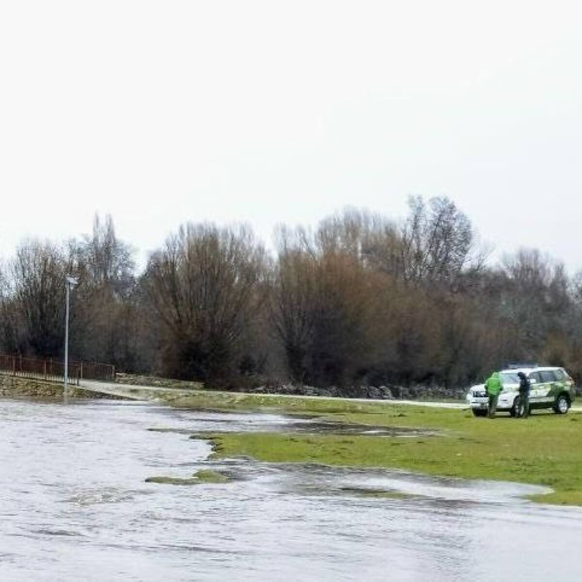 Vigilancia intensiva en el río Lozoya para avisar a la población en caso de una crecida importante