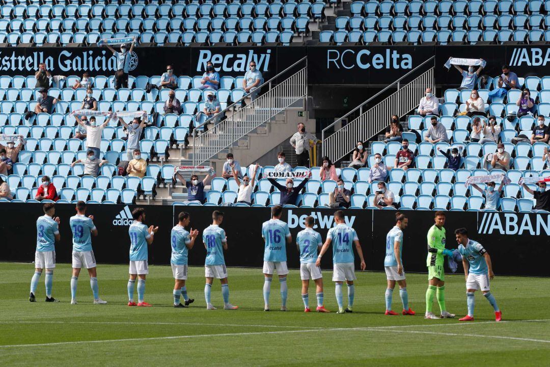 Balaídos abrió sus puertas en la segunda fase de la Segunda B