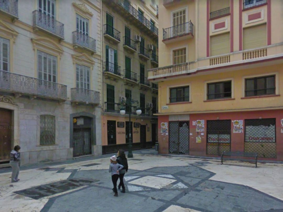 Plaza del Marqués del Vado Maestre conocida como Plaza Mitjana (Málaga)