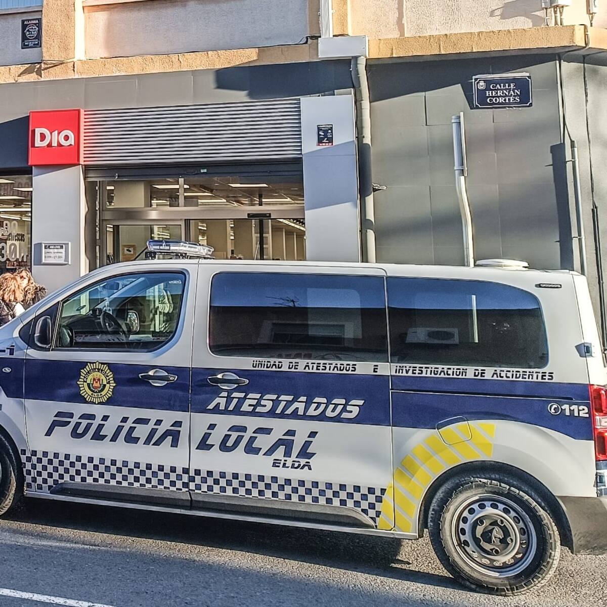 Atraco fallido en un supermercado de Elda: el atracador se da a la fuga sin botín