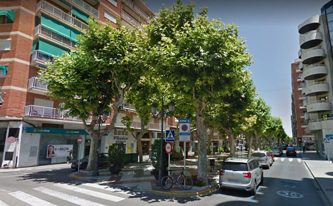 Zona azul del Paseo de las Germanías de Gandia