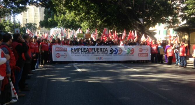 Manifestación por el Paseo del Parque de Málaga