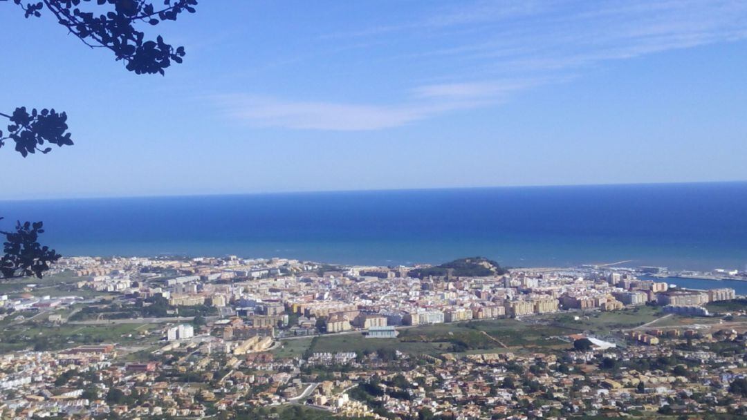Vista de Dénia desde el Montgó.