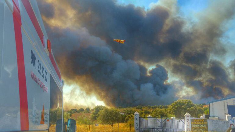 Incendio en las proximidades de Cáceres