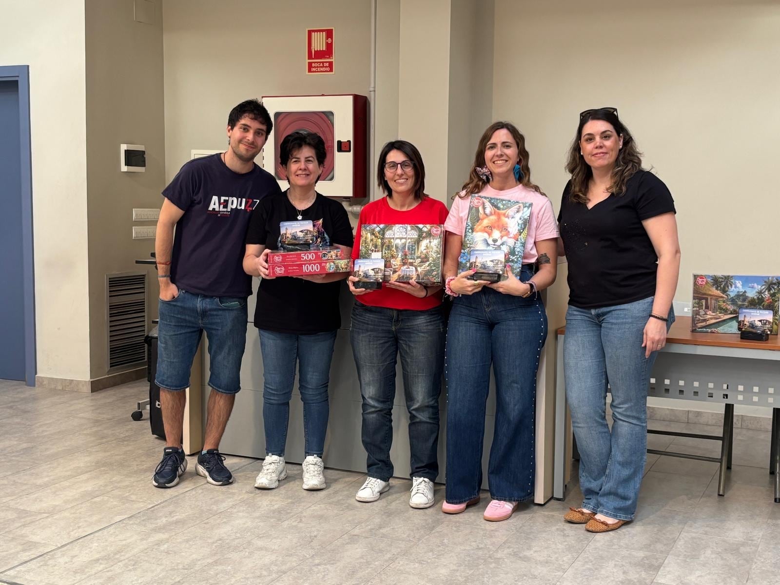 El Campeonato de Puzzles de Binéfar celebra su primera edición con alta participación y nivel competitivo