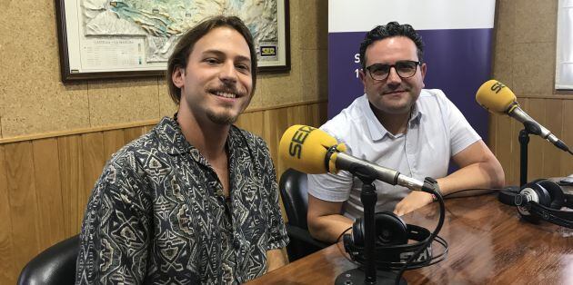 Alex Basha y Javier Cejudo en los estudios de SER Cuenca.