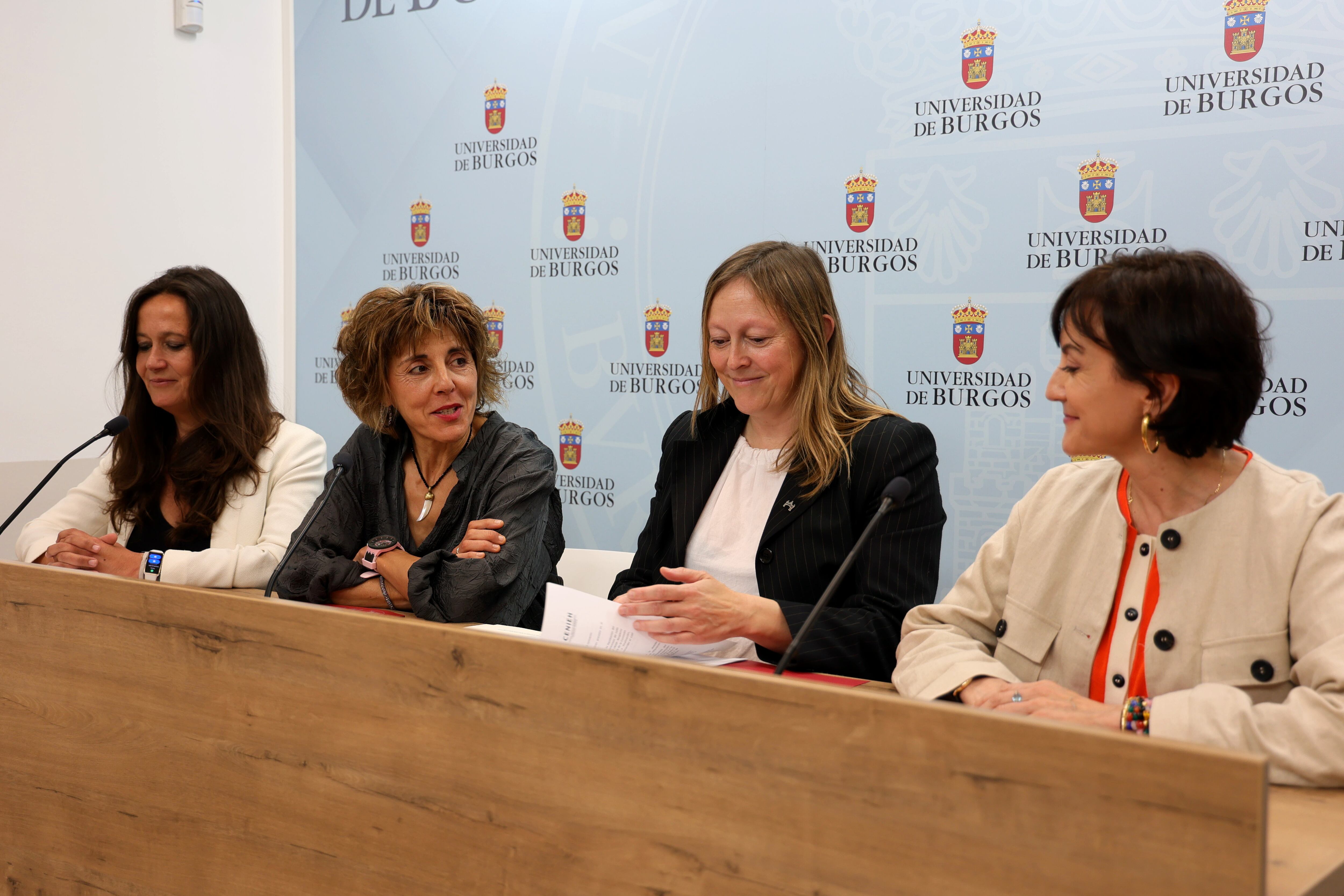 Representantes del CENIEH, UBU, UPSA y Junta de Castilla y León, firman las nuevas incorporaciones al Portal de la Ciencia