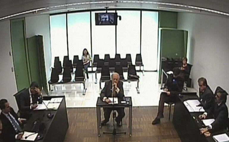 El expresidente de la Generalitat Jordi Pujol, durante su declaración ayer como imputado por blanqueo de capitales y delito fiscal