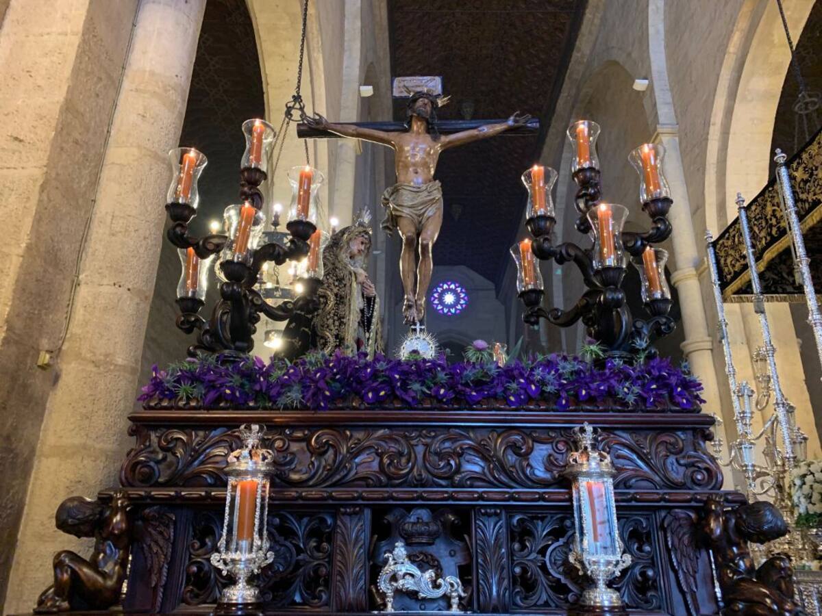 El Viernes Santo, recta final de la Semana Santa más triste