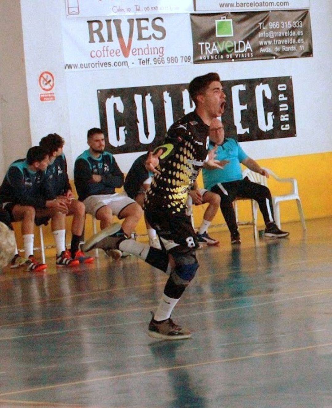 El Bm. Elda - C.E.E. quiere volver a cantar victoria en una cancha muy complicada