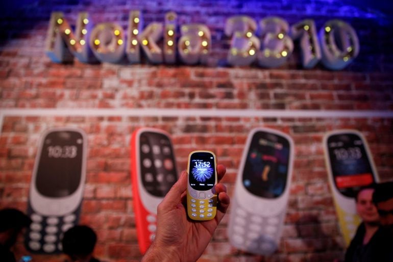 Nokia 3310 tras su presentación en la &#039;Mobile World Congress&#039; de Barcelona