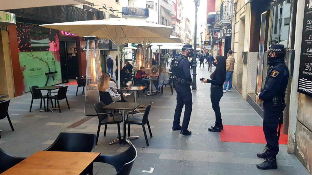 Locales de hostelería y ocio en la Calle Castaños