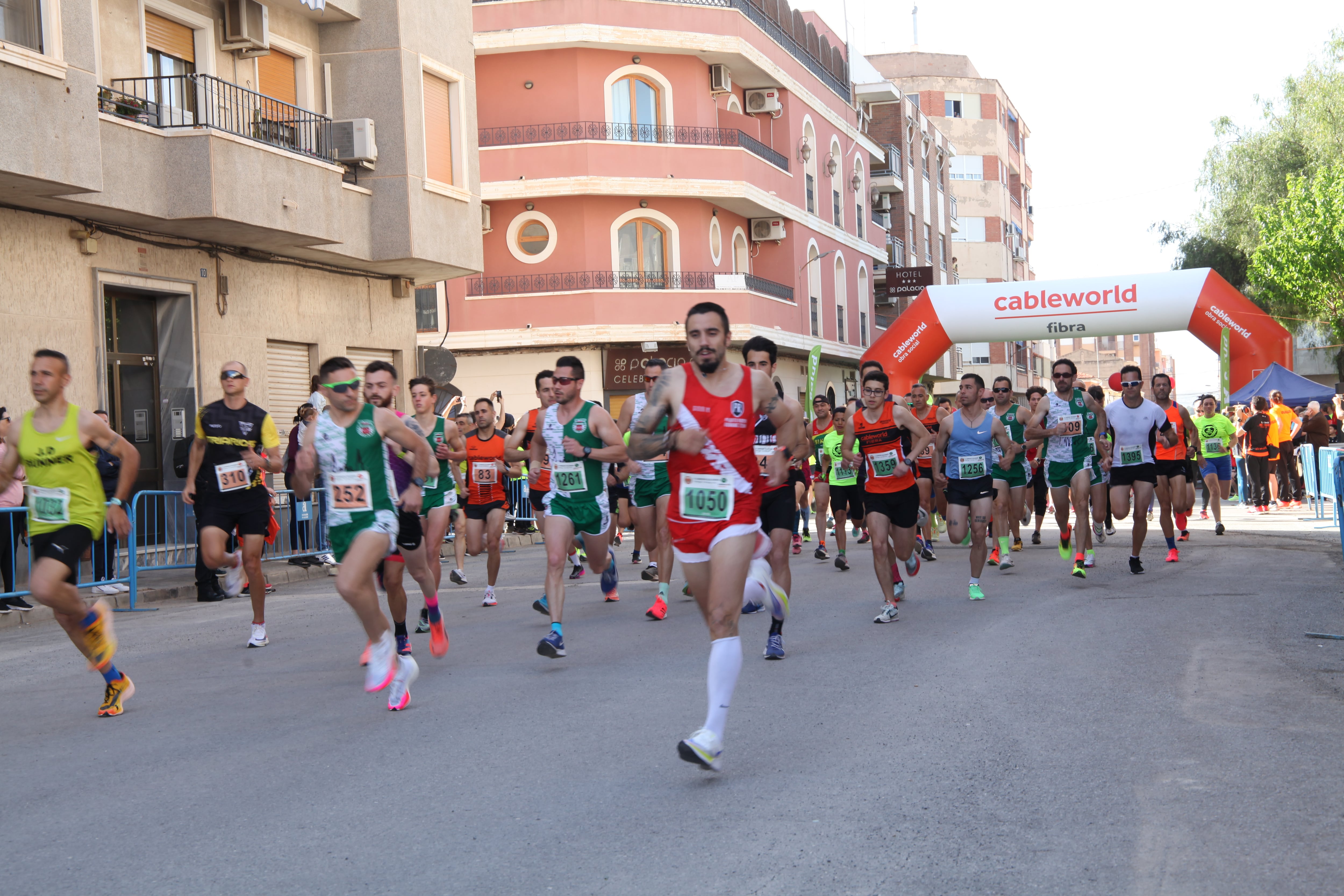 La carrera solidaria tendrá lugar a partir de las 20 horas con las pruebas deportivas de 5 y 10 Km, y la marcha solidaria a partir de las 18 horas h.