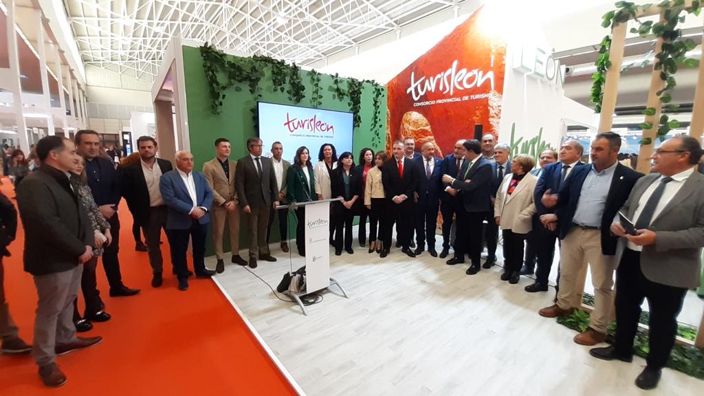 Presentación de la oferta turística leonesa en Intur