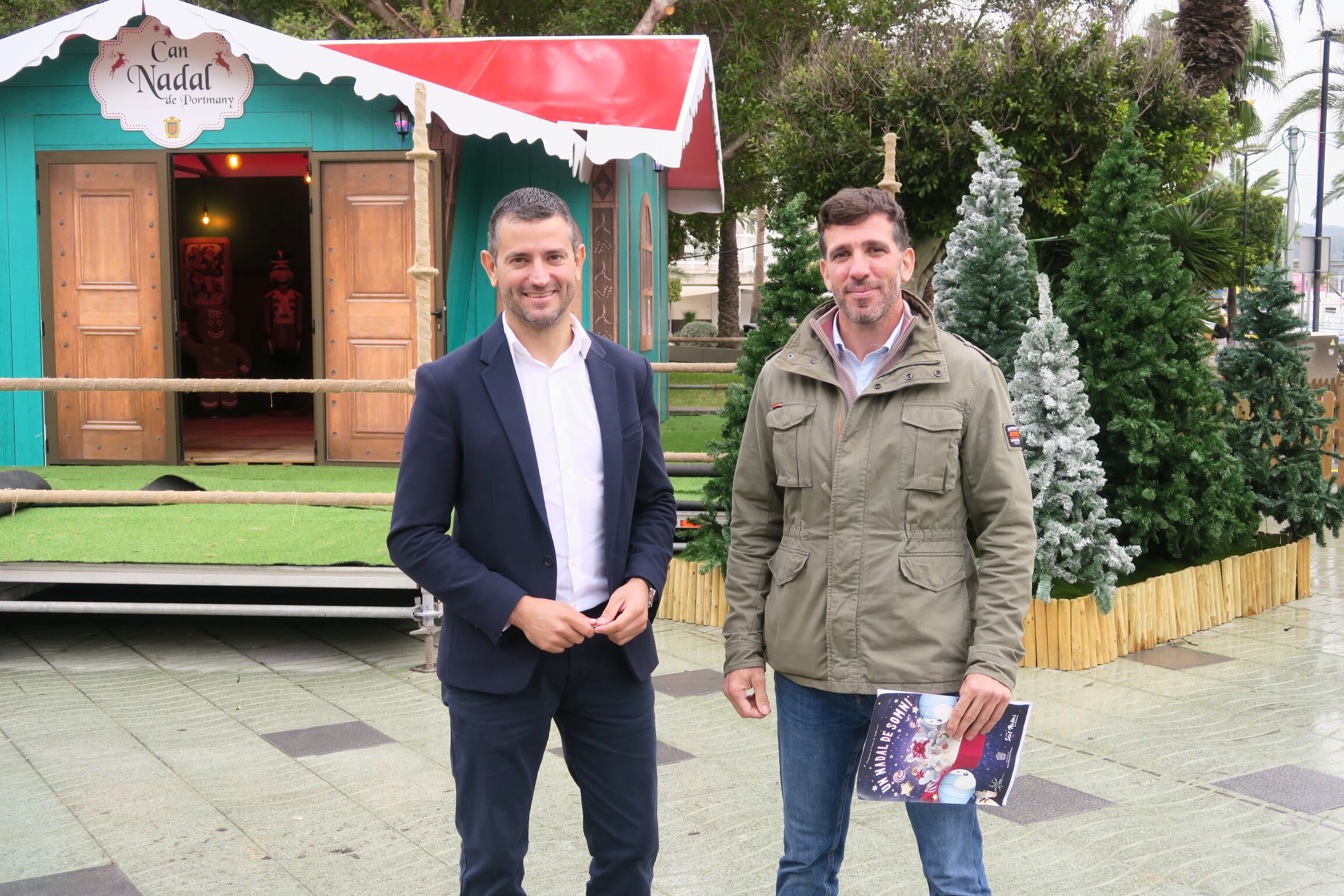 El alcalde de Sant Antoni y el concejal de Fiestas durante la presentación de la programación navideña
