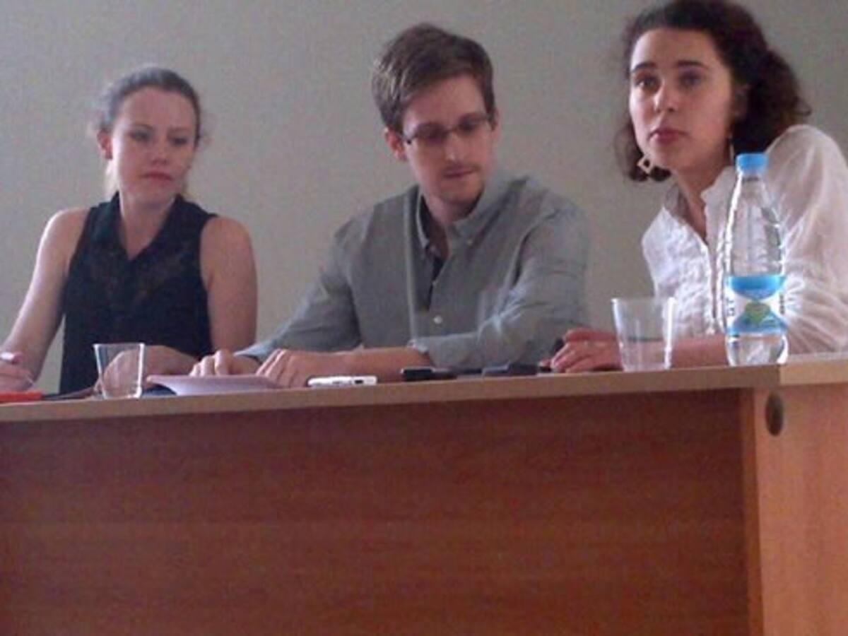 Rusia asegura que no ha recibido petición de asilo de Edward Snowden