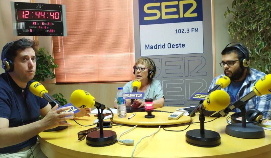 Los periodistas Gustavo Muñana, Elisa Blanco y Rubén Sánchez