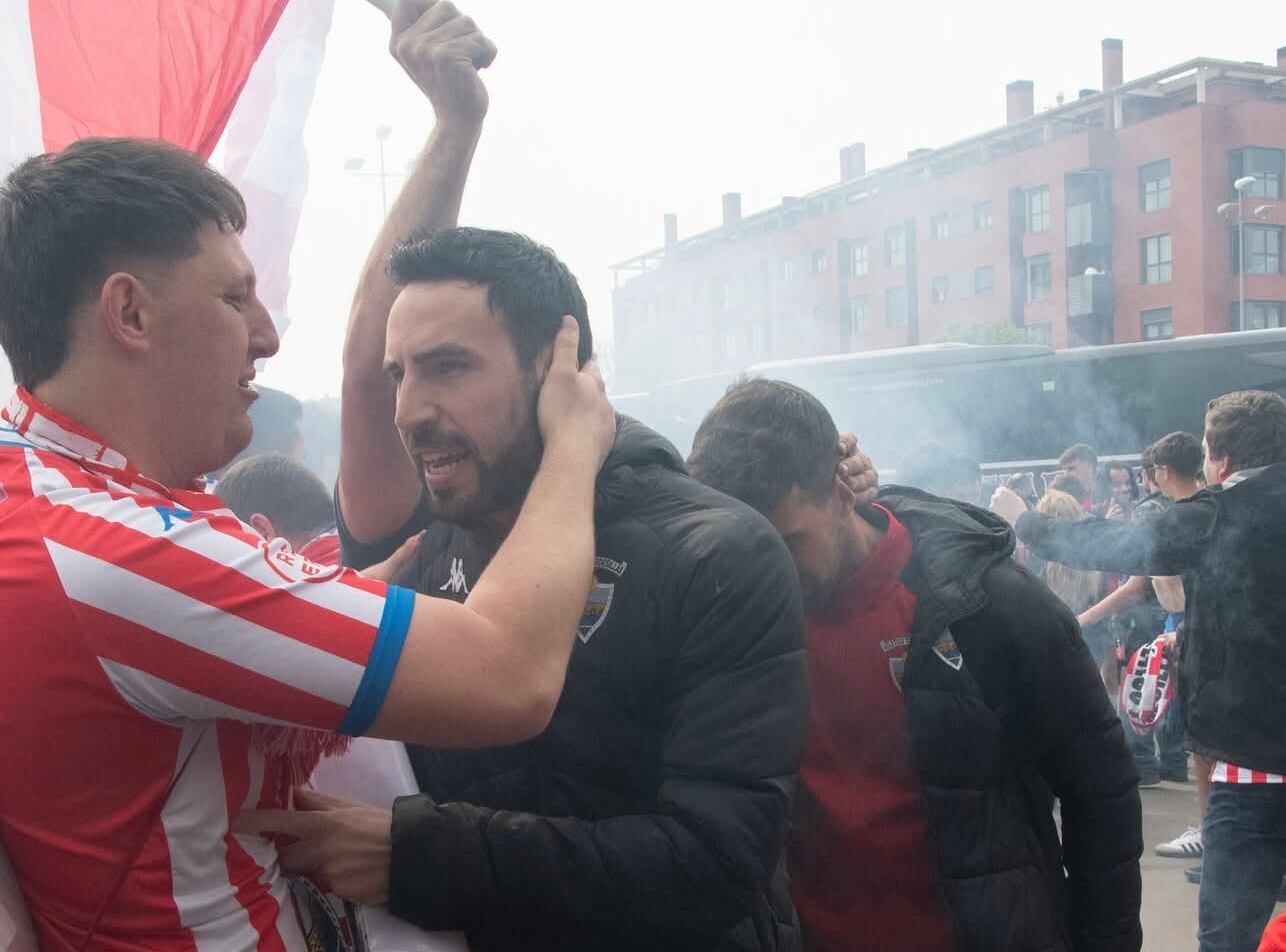 Álex, ídolo de la afición local