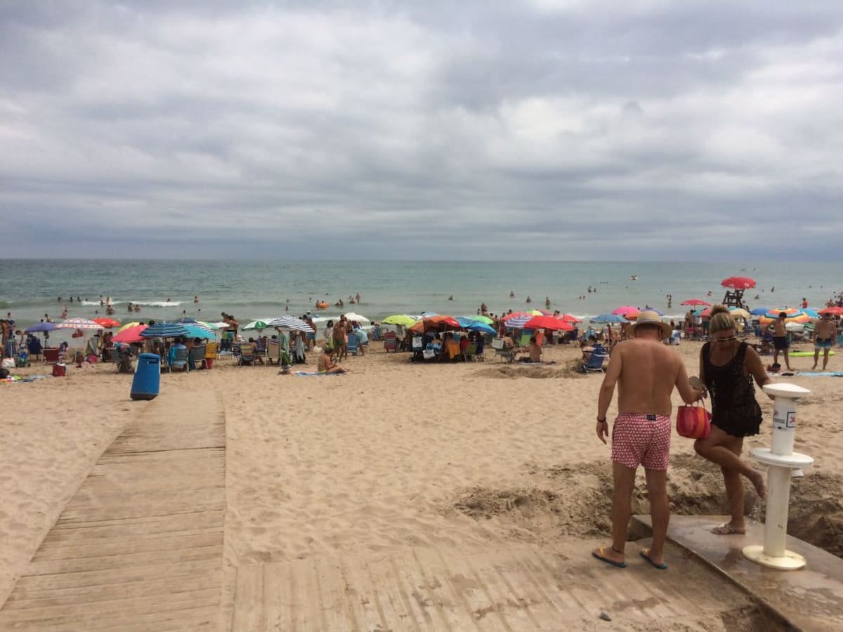 La playa de Daimús renueva toda la iluminación con tecnología led