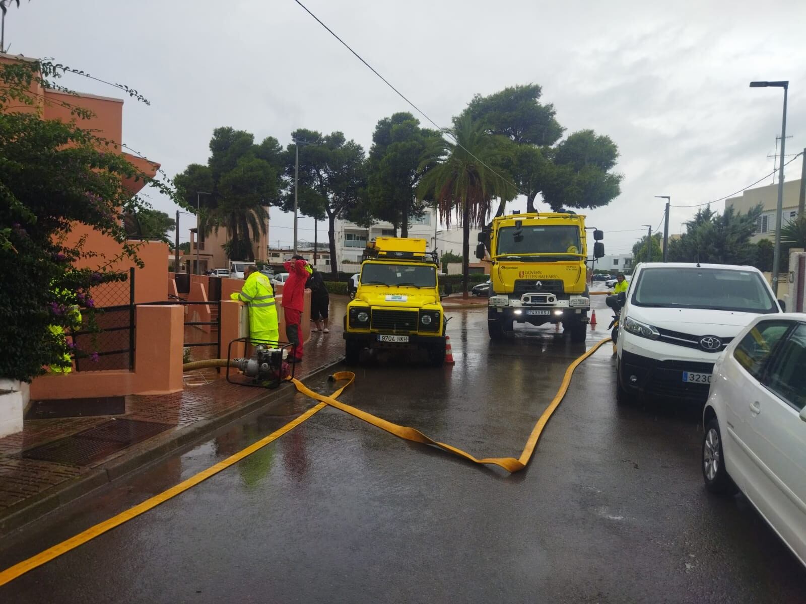 Los bomberos no han parado de atender avisos por inundaciones